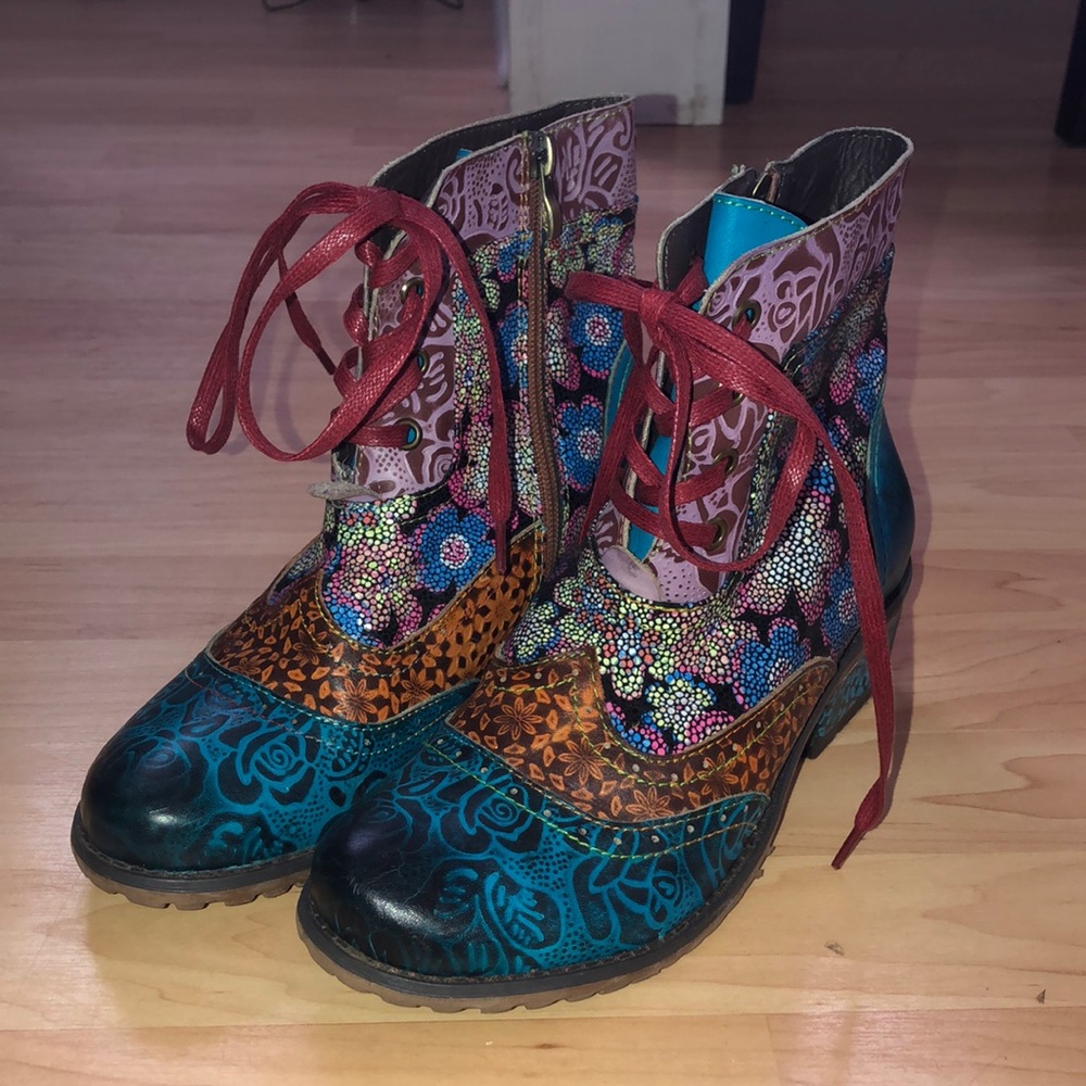 🌸🌹🌺FLORAL BOOTS💐🌼🌺